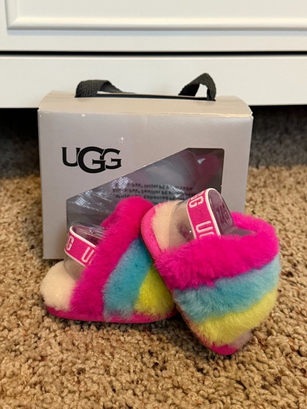 NIB UGG Fluff Yeah Baby Slippers Slide Sandals Rainbow Neon Fur Fashionable